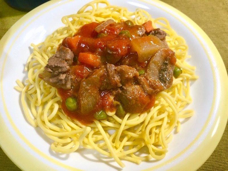 サイコロステーキ入りアラビアータスパゲッティを撮った写真