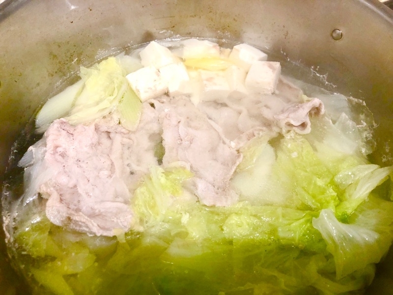 鍋を煮て撮った写真