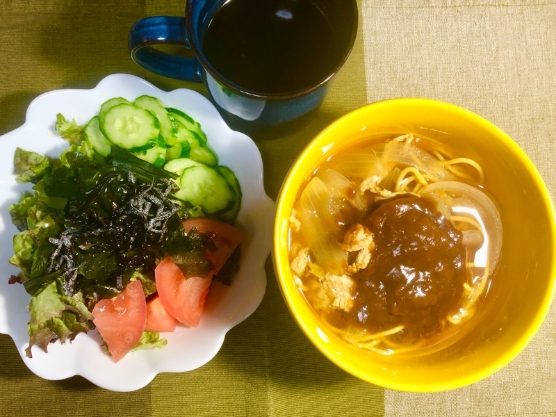 低糖質カレー麺の昼食を撮った写真