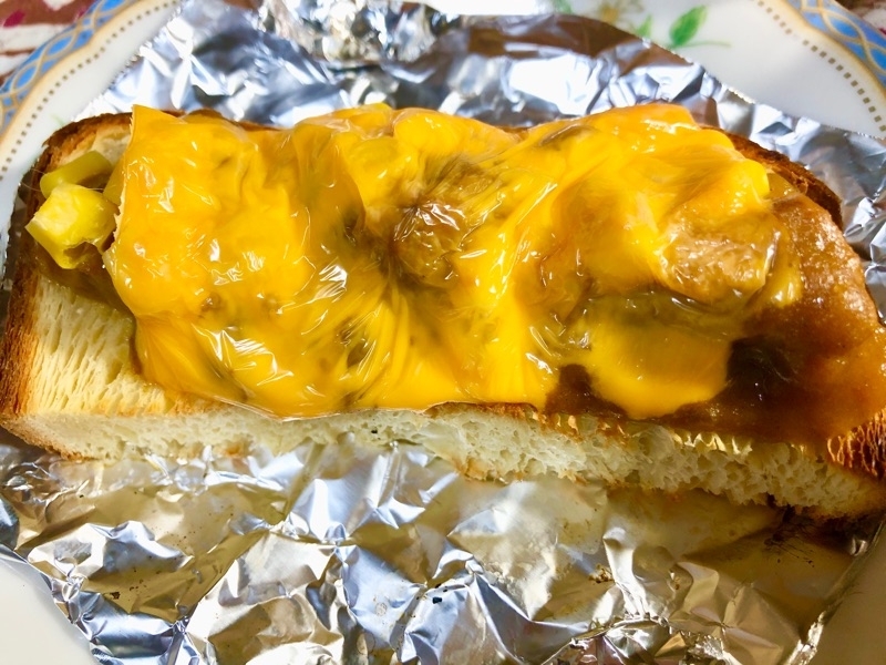 低糖質食パンのカレーチーズトーストを撮った写真