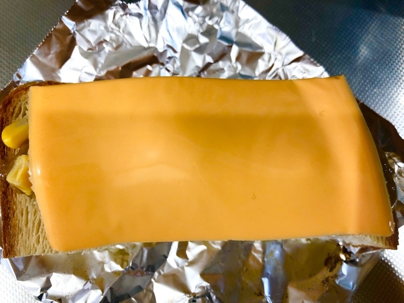 チーズをのせて撮った写真