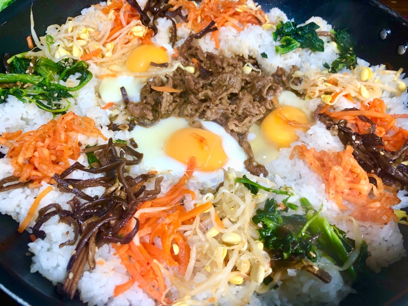 家族用のフライパンビビンバを撮った写真