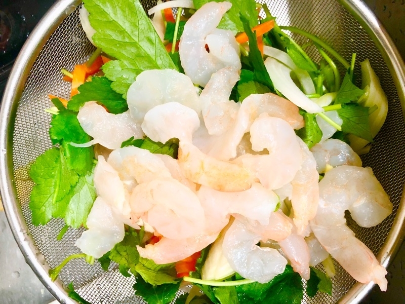 かき揚げの食材を撮った写真