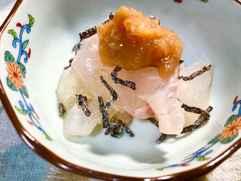 鯛の梅昆布和えを撮った写真