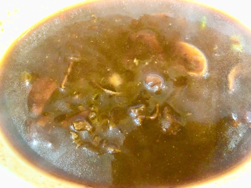 フリーズドライのビーフシチューを溶かして撮った写真