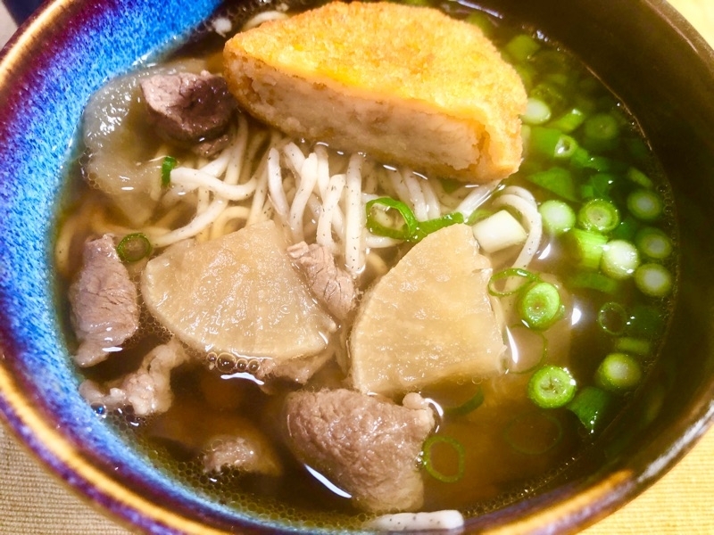 低糖質の煮込み入りコロッケそばを撮った写真