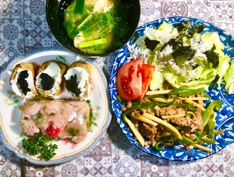 本日の夕食を撮った写真
