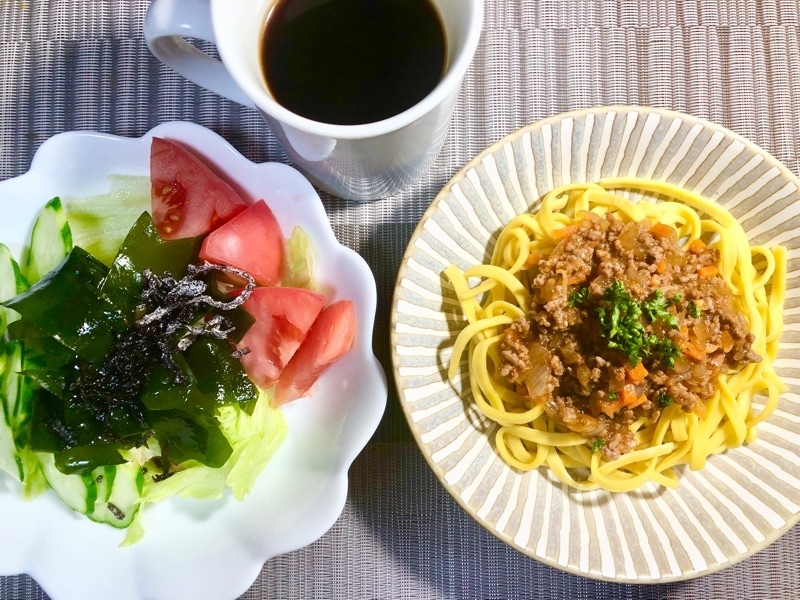 低糖質ミートスパゲティの昼食を撮った写真