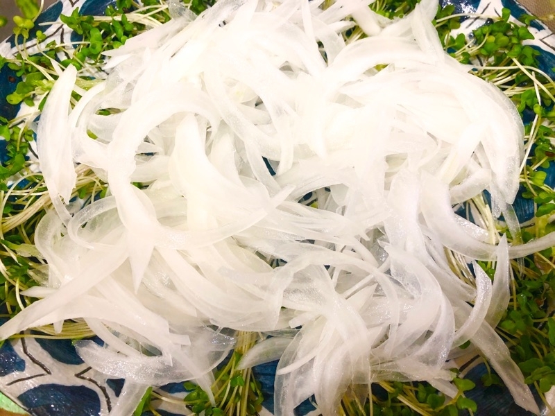 新玉ネギのスライスを撮った写真