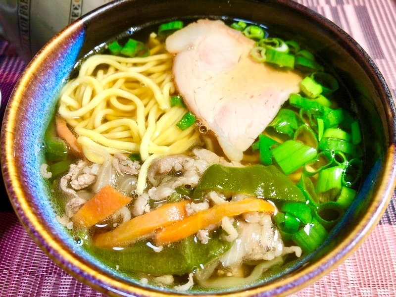 低糖質牛肉の炒めものラーメンを撮った写真