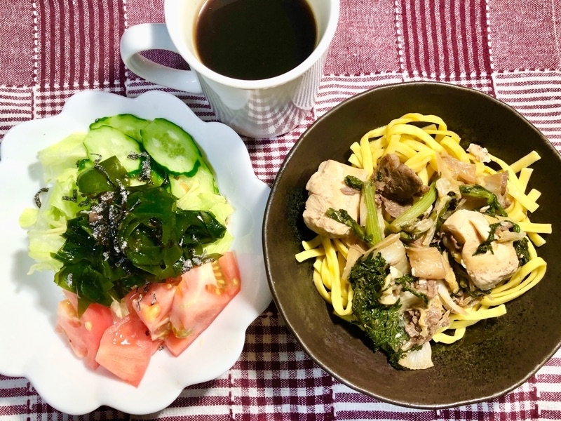 低糖質すき焼き麺の昼食を撮った写真