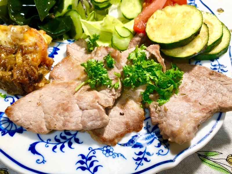 豚肉のソルトソテーを撮った写真