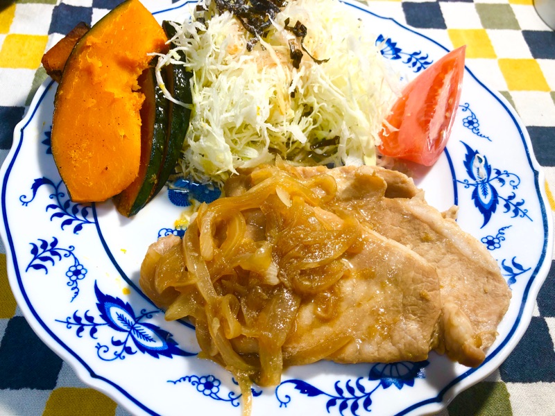 しょうが焼きとカボチャのバター焼きを撮った写真