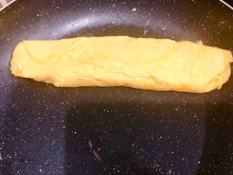 出汁巻き卵を焼いたところを撮った写真