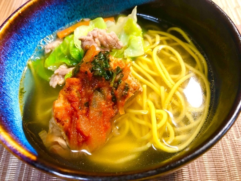 冷凍おかずの低糖質塩ラーメンを撮った写真