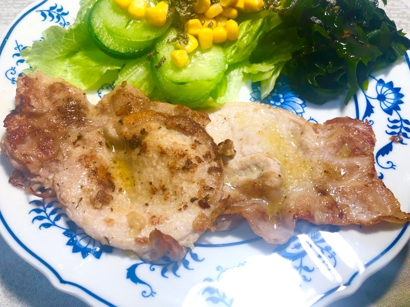 薄切りポークの重ね焼きを撮った写真