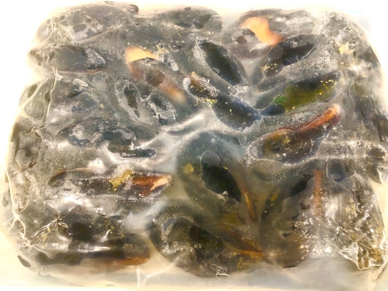 冷凍のムール貝を撮った写真