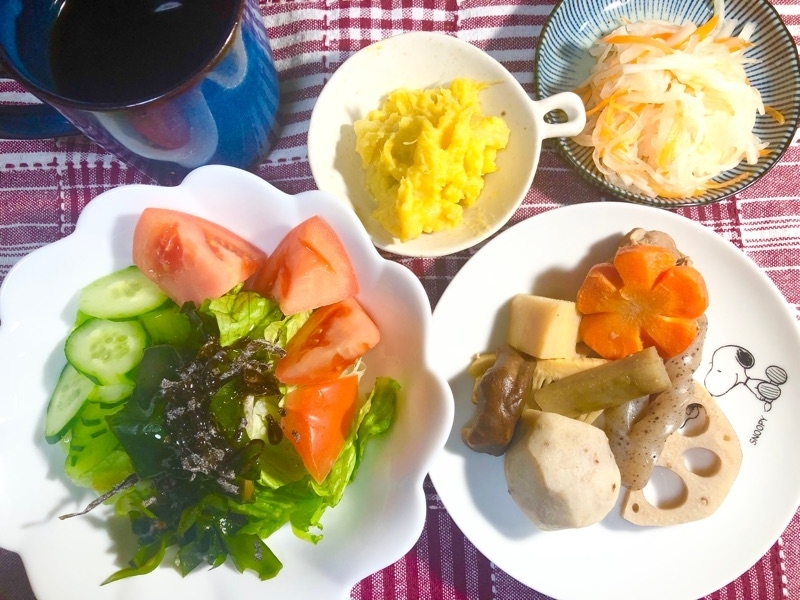 おせちの昼食を撮った写真