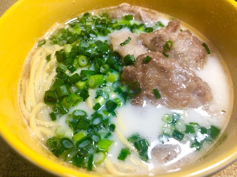 低糖質鶏湯ラーメンを撮った写真