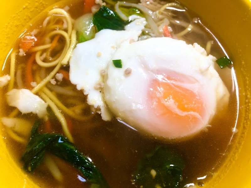 卵入り低糖質醤油ラーメンを撮った写真