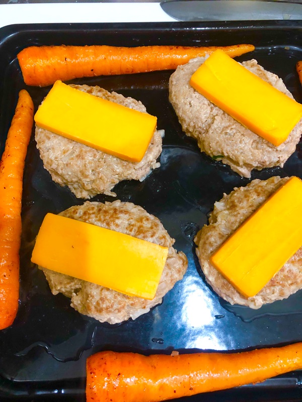 チーズとニンジンを加えて撮った写真