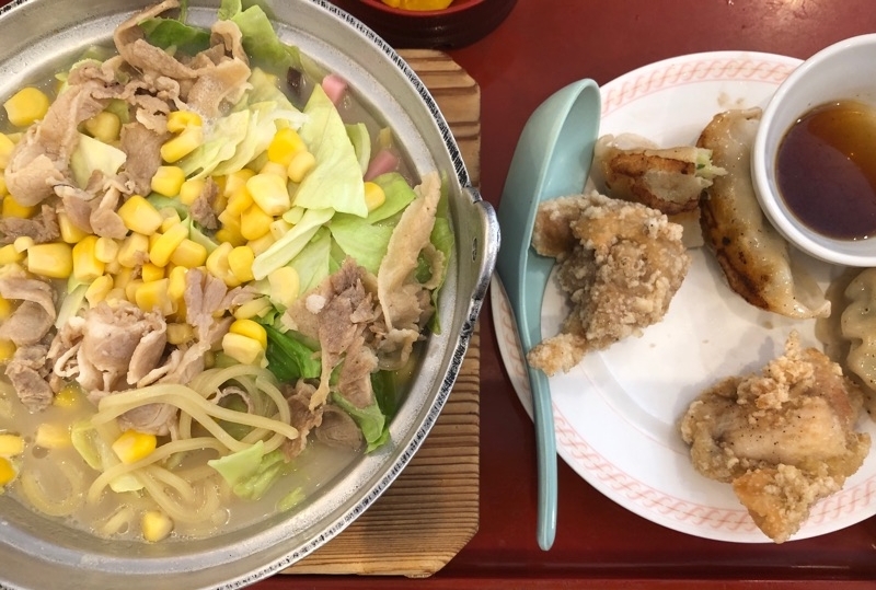 唐揚げセットとちゃんぽんを撮った写真