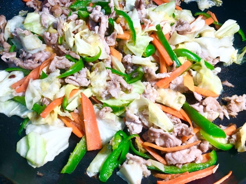 肉野菜炒めを撮った写真