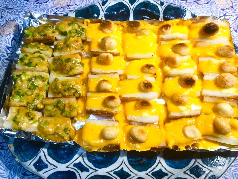 竹輪のチーズ焼きとネギ味噌焼きを撮った写真