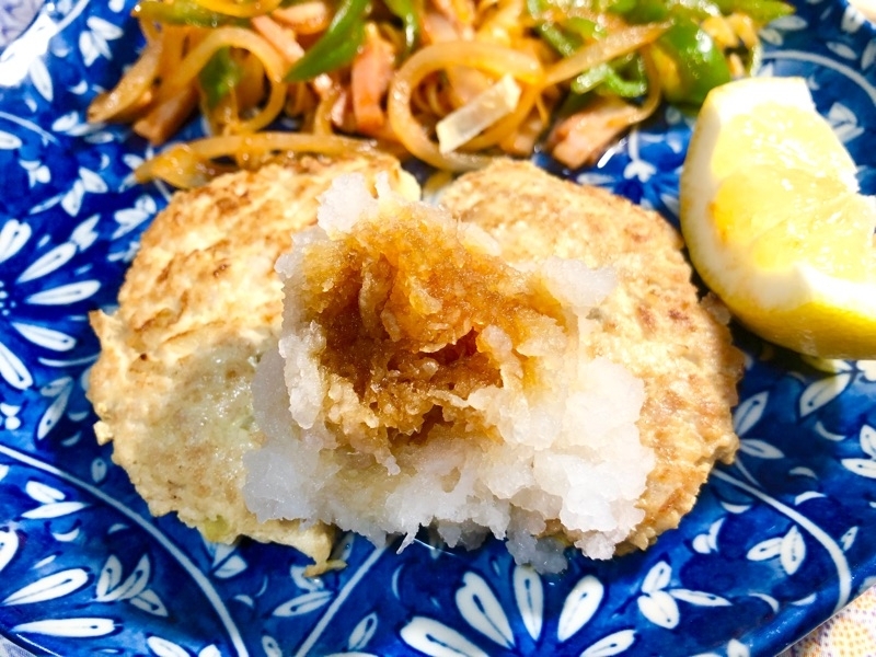 鶏豚つくねバーグを撮った写真