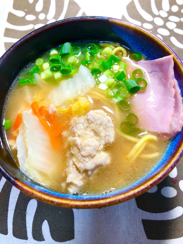 低糖質つくね煮込みラーメンを撮った写真