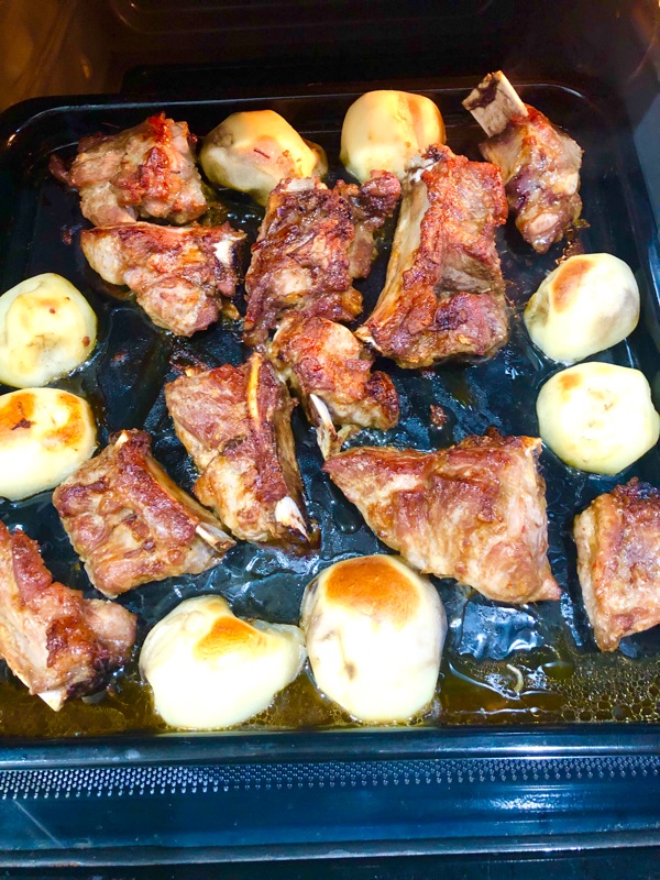 スペアリブを焼いて撮った写真