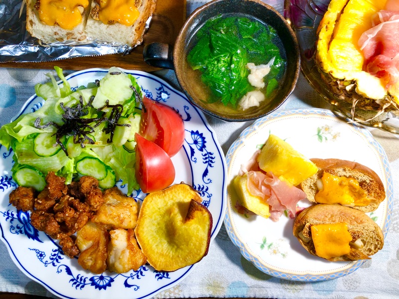 景気づけの夕食を撮った写真
