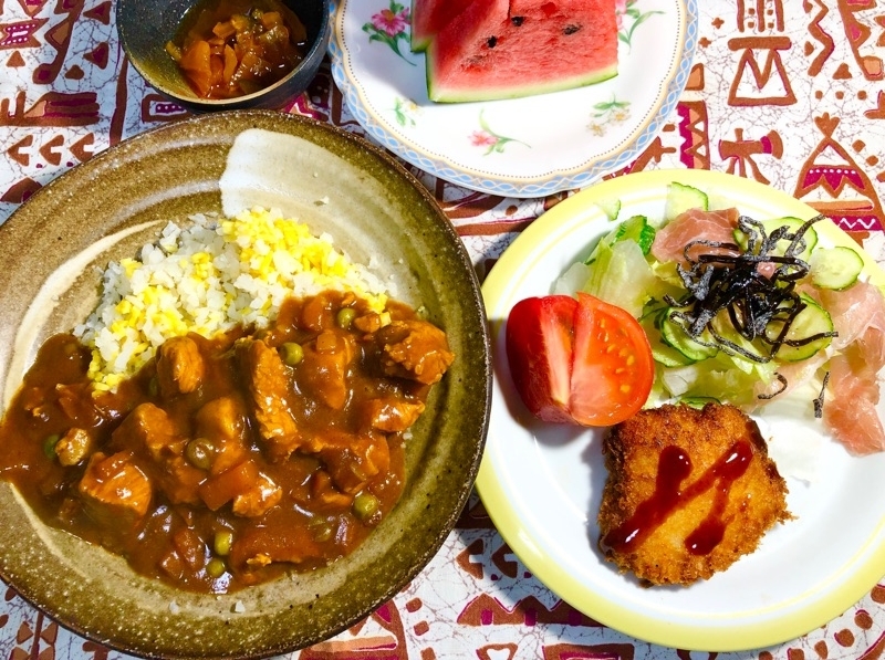低糖質カレーライスの夕食を撮った写真