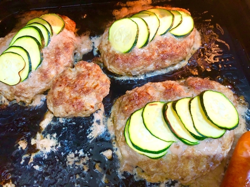 ズッキーニハンバーグを撮った写真