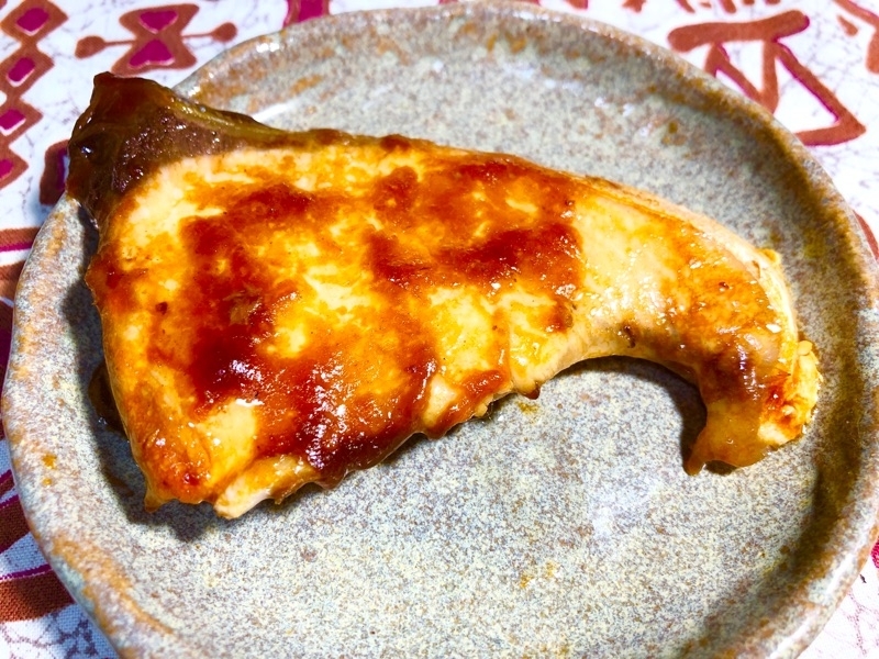 ブリのフライパン照り焼きを撮った写真
