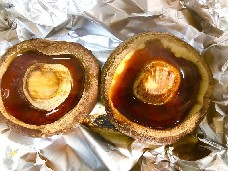 シイタケの出汁醤油蒸しを撮った写真