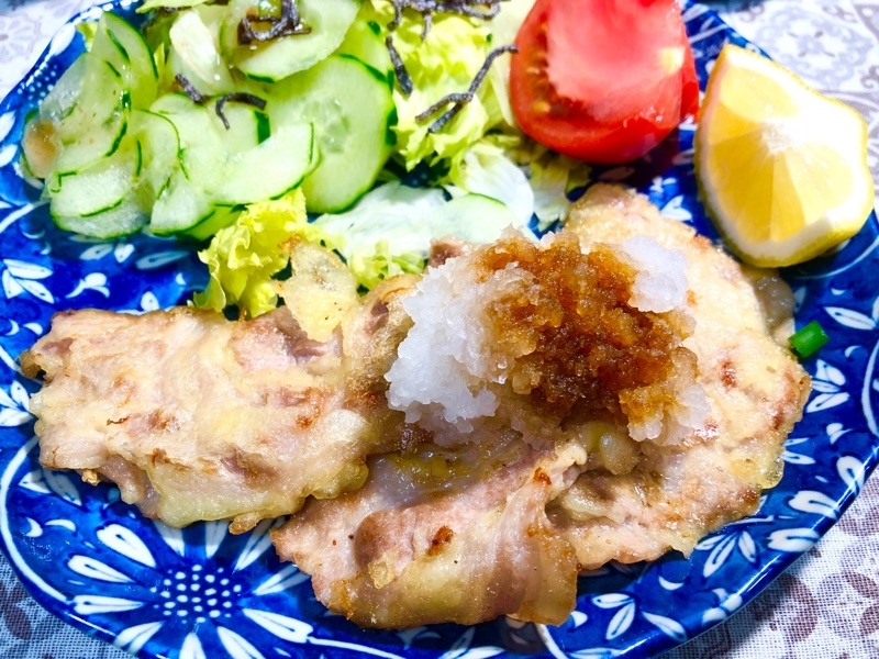豚ロースの揚げ焼きを撮った写真