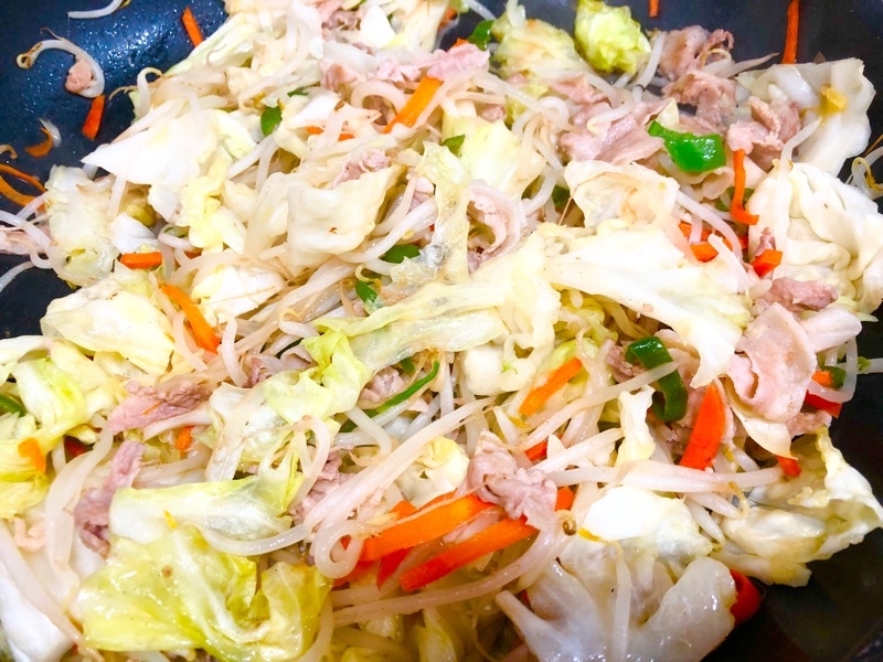 肉野菜炒めを撮った写真