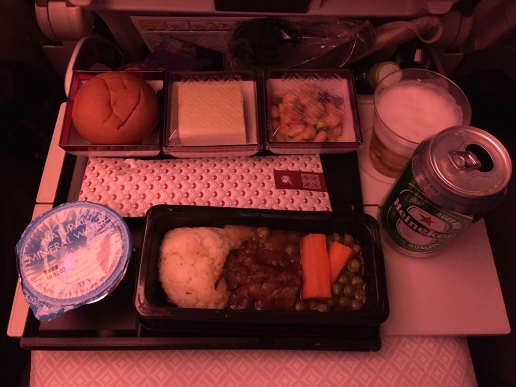 カタール航空 搭乗記 カタール航空 搭乗記