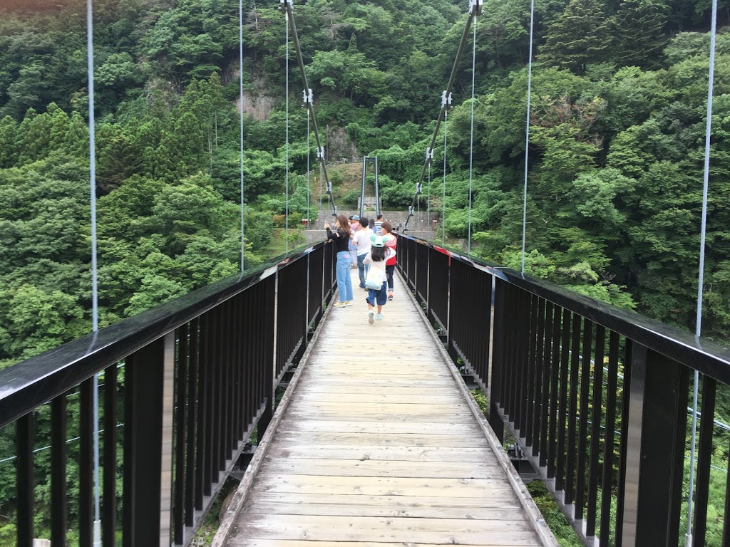 鬼怒楯岩大吊橋 幅が狭いので注意が必要