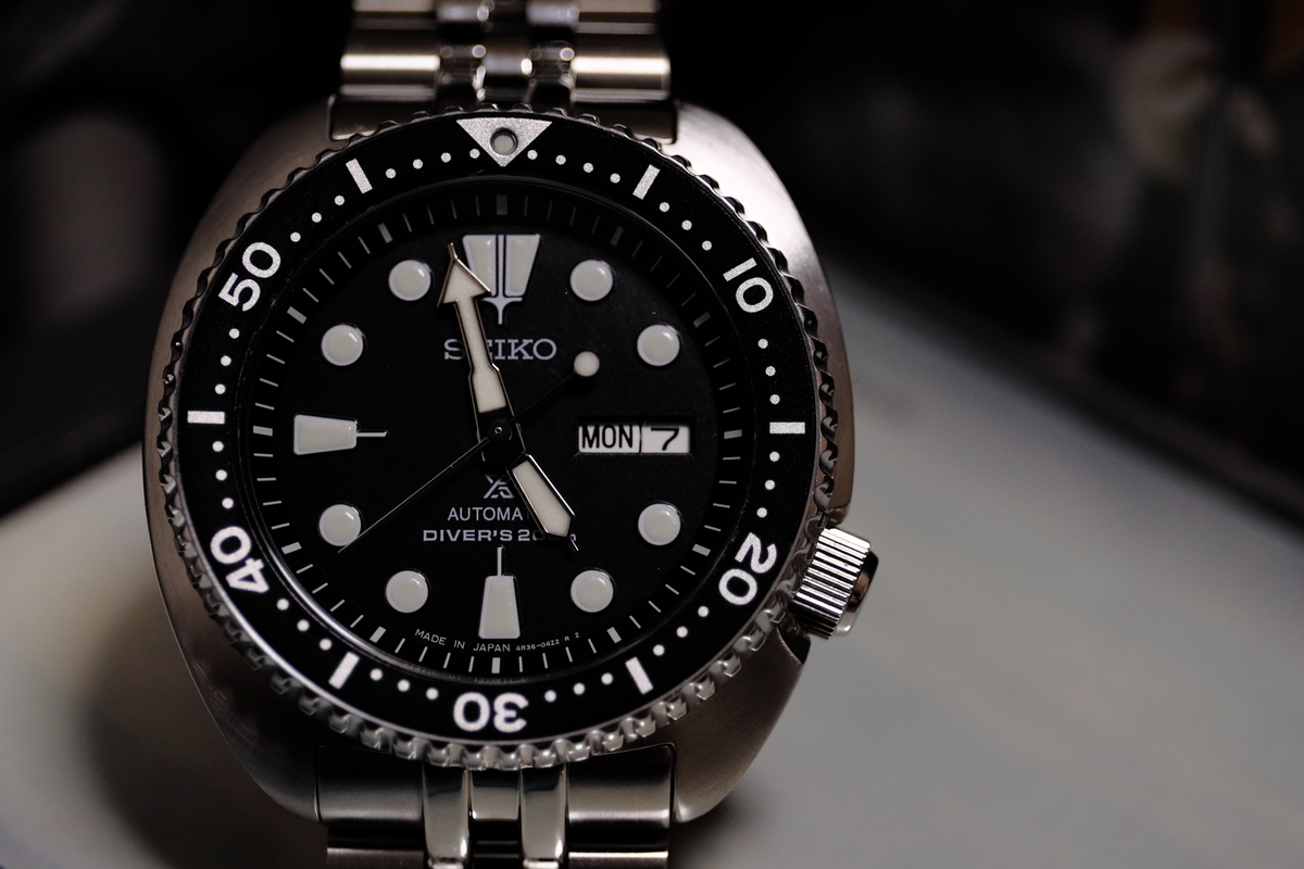 SEIKO 自動巻きダイバーズウォッチ 200m防水 SBDY015