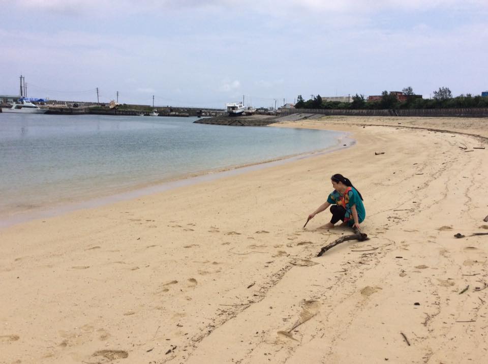なんた浜は与那国島のビーチ 民謡クラブなんた浜は沖縄本島中部コザの街中 なんた浜 歌詞掲載 とある沖縄民謡歌手kikoの日常 ーkiko Okinawaー