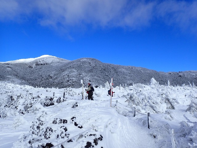 雪山登山 北横岳 縞枯山 持ち物リストと服装 今 山に行きたいんです