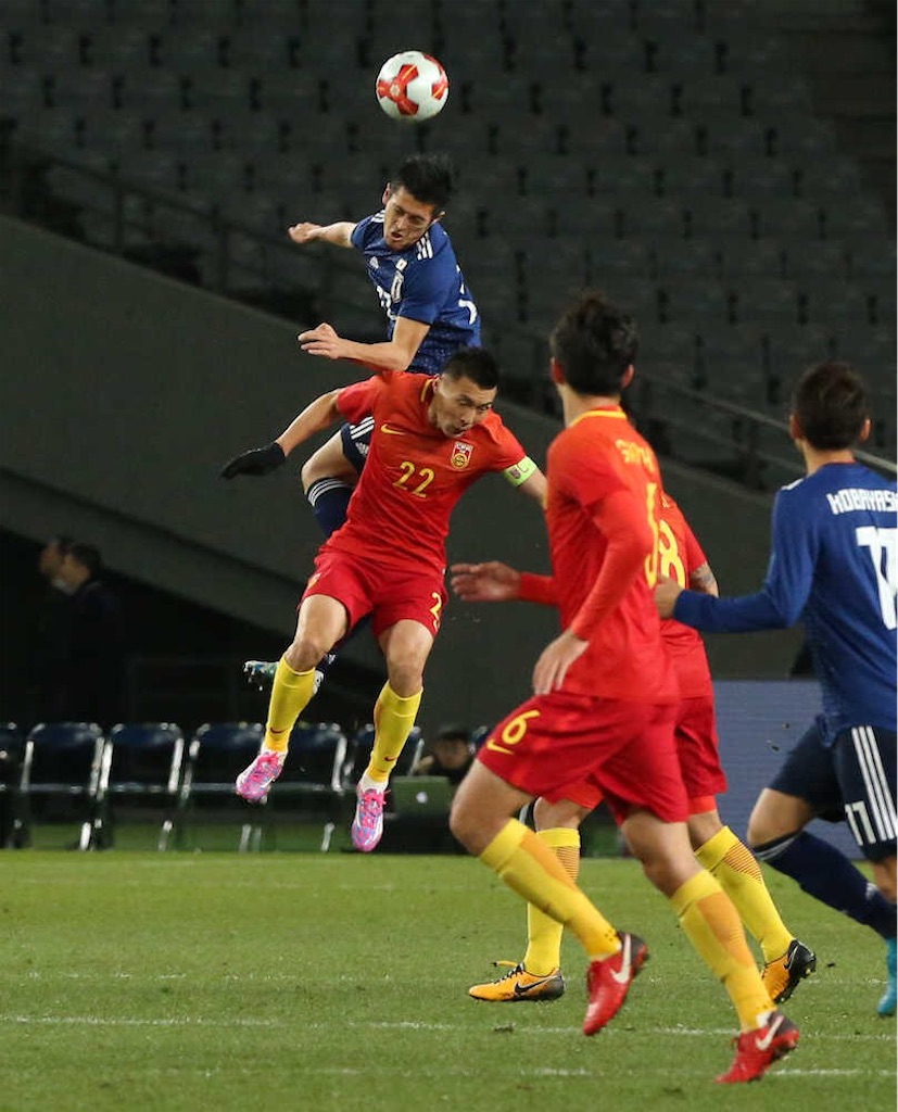 スタメンになれず チームメイトになめられている公立高校2年生サッカー 部男子が たった2週間でスタメンフォワードを止められるようになり コーチからも信頼され スタメンディフェンダーの座を勝ち取った