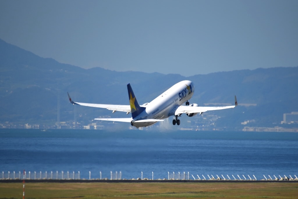 スカイマーク 女性パイロット 自社養成第1号 エアライン12月号特集に触れて スカイマーク 女性パイロット 自社養成第1号 エアライン12月号特集に触れて