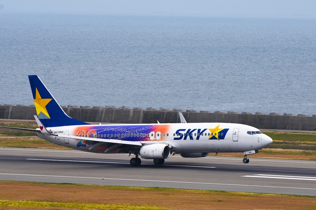 スカイマーク 特別塗装機 3機 がやってきた神戸空港
