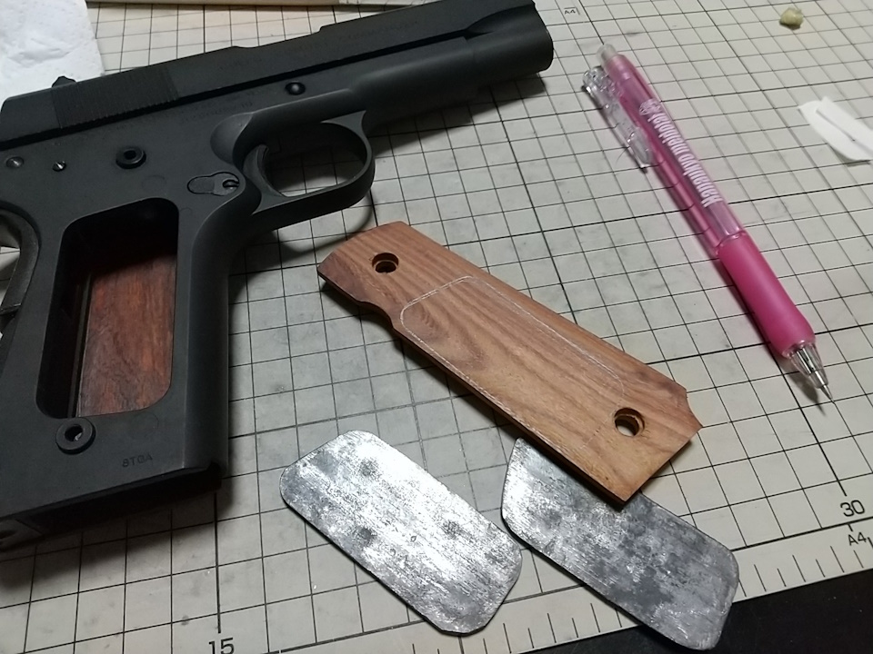 マルシンコンバットコマンダーのグリップ交換＋α - KuroNuri13's blog