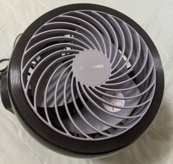 サーキュレーター（上面）