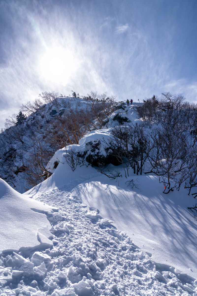 登山 冬の黒百合ヒュッテでテント泊して 天狗岳 に登ってきました フォトる