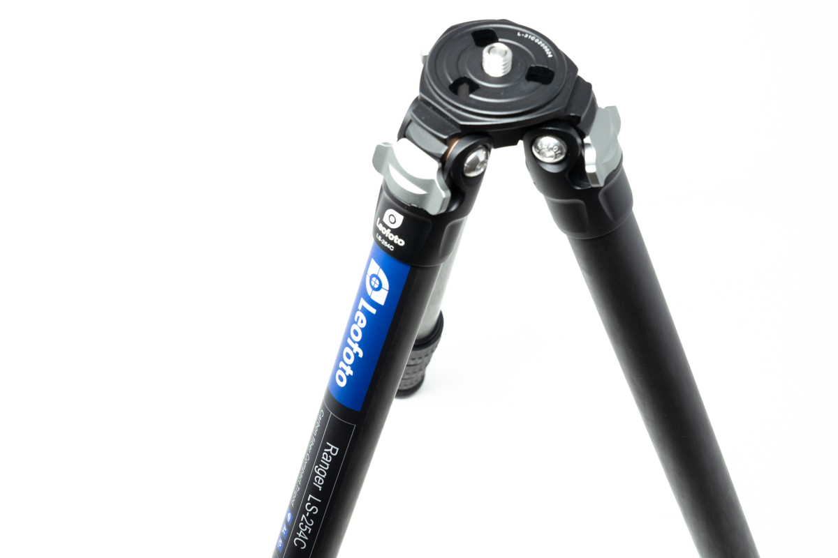 撮影機材】Leofoto LS-254Cはミラーレス機での登山に最適な三脚です - FTR